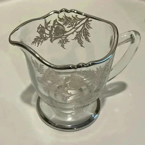 Glass candy dish, creamer and  sugar bowl, flowers and silver rims. - Picture 5 of 6